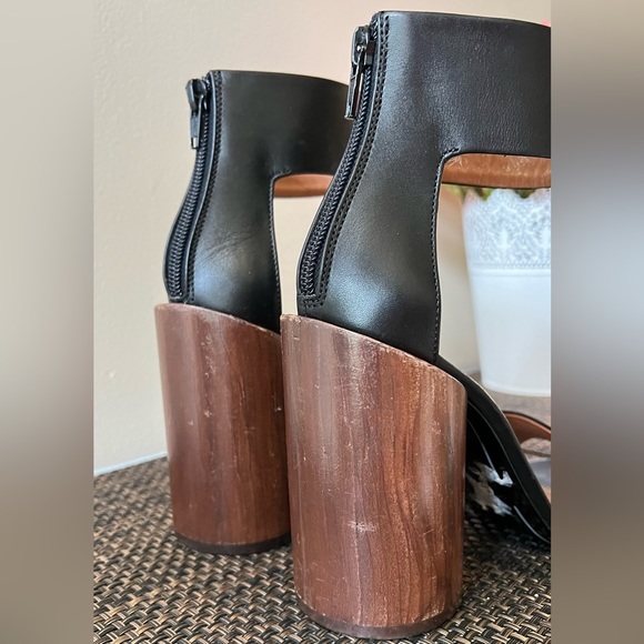 Givenchy Block Heels - Picture 6 of 9